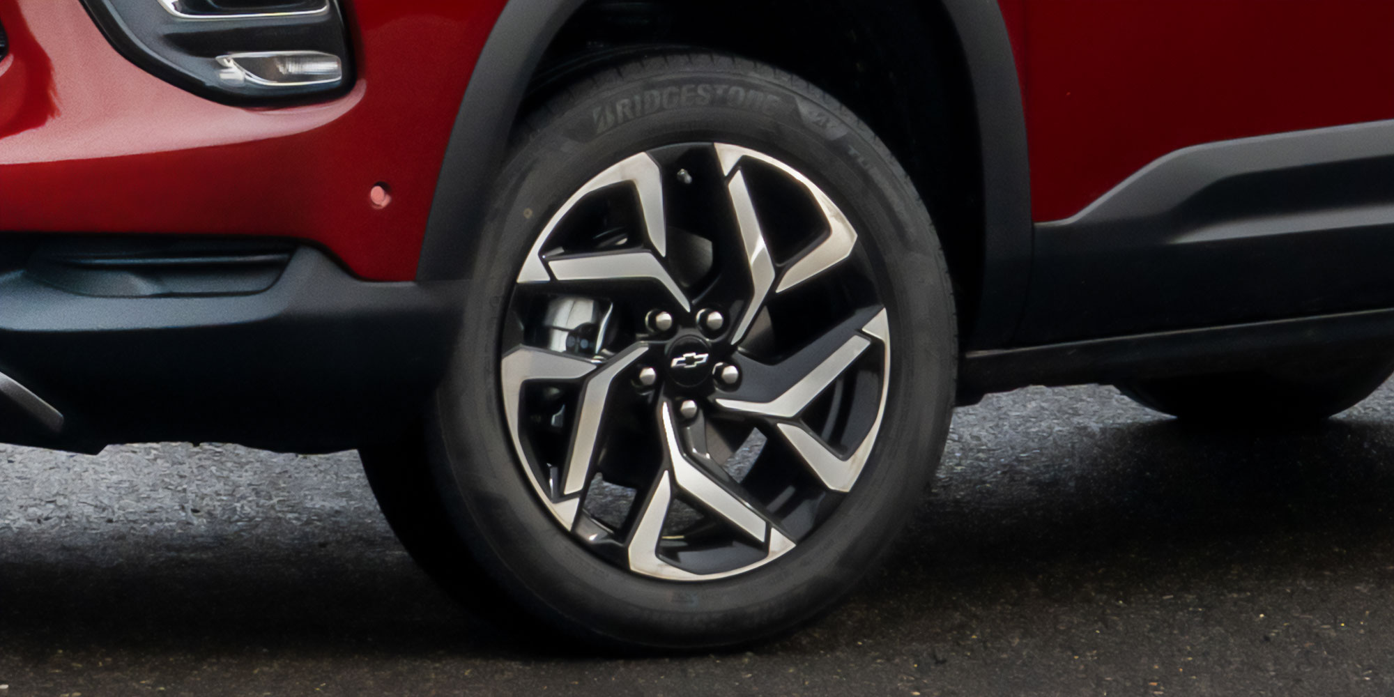 Rines de aleación tintados de la Chevrolet Montana